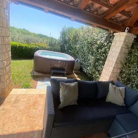 Leni Porec Villa *