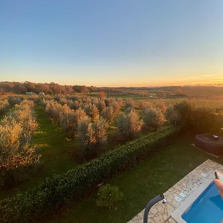 Leni Porec Villa *