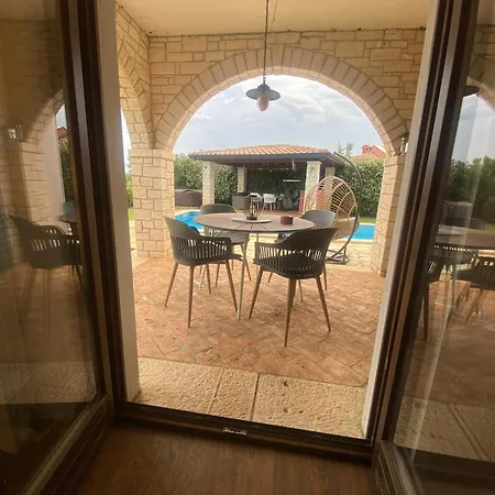 Leni Porec Villa *