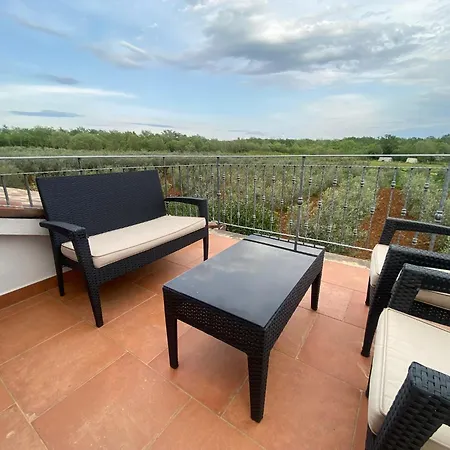 Leni Porec Villa *