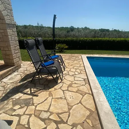 Leni Porec *