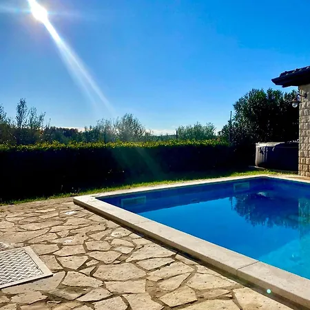 Leni Porec Willa